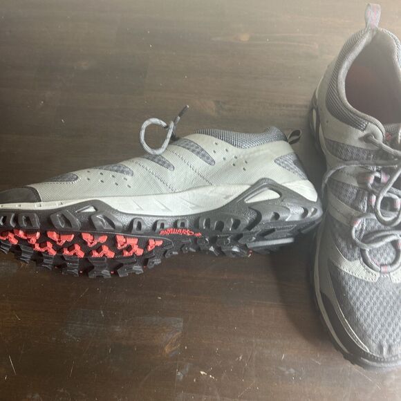 Columbia Peakfreak Men's Size 13 US Gray Hiking Trail Shoe BM3928-030 - Picture 2 of 15